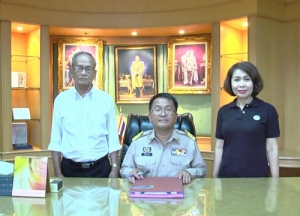 นายสิทธิชัย ศักดา ผู้ว่าราชการจังหวัดพังงา ได้เดินทางมายังศาลากลางจังหวัดพังงา เพื่อเข้าห้องปฏิบัติราชการวันแรก