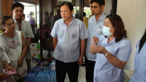 นายแพทย์สาธารณสุขจังหวัดพังงา เตือนประชาชนเฝ้าระวังโรคไข้เลือดออก โดยจังหวัดพังงา