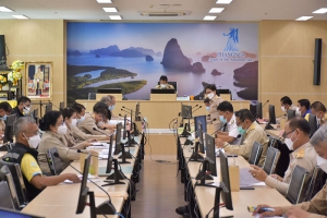 คณะอนุกรรมการนโยบายที่ดินจังหวัดพังงาพิจารณาจัดที่ดินทำกินให้ชุมชน