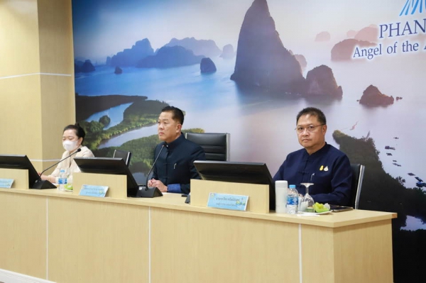จังหวัดพังงาร่วมประชุมขับเคลื่อนและติดตามนโยบายของรัฐบาล และภารกิจสำคัญของปลัดกระทรวงมหาดไทย ประจำปีงบประมาณ พ.ศ.2567 (เดือนมีนาคม 2567)  ผ่านระบบวิดีทัศน์ทางไกล ( VCS )