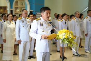 ผู้ว่าฯ พังงา นำข้าราชการ วางพวงมาลาถวายราชสักการะ เนื่องในวันคล้ายวันสวรรคตสมเด็จพระนเรศวรมหาราช 25 เมษายน 2569