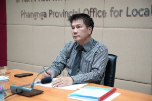 ผู้ว่าฯ พังงา ประชุมคณะกรรมการจัดการสิ่งปฏิกูลและมูลฝอย เร่งแก้ปัญหาขยะ