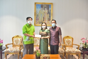 ประธานชมรมแม่บ้านมหาดไทยจังหวัดพังงา ร่วมรับมอบเงินสมทบทุนการศึกษาแม่บ้านมหาดไทยจังหวัดพังงา