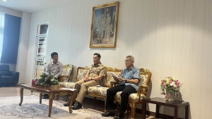 ผู้ว่าราชการจังหวัดพังงา รับเรื่องร้องทุกข์ปัญหาสาธารณูปโภคในหมู่บ้านจัดสรรใจกลางเมืองพังงา